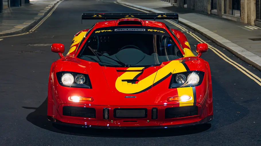 McLaren F1 GTR Der McLaren F1 GTR stehend von vorne