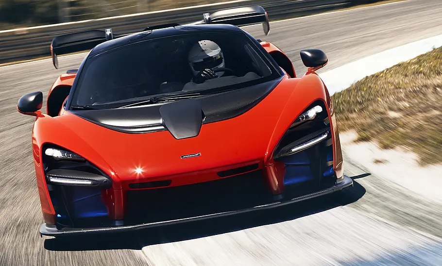 McLaren Senna (2018) McLaren Senna (2018)