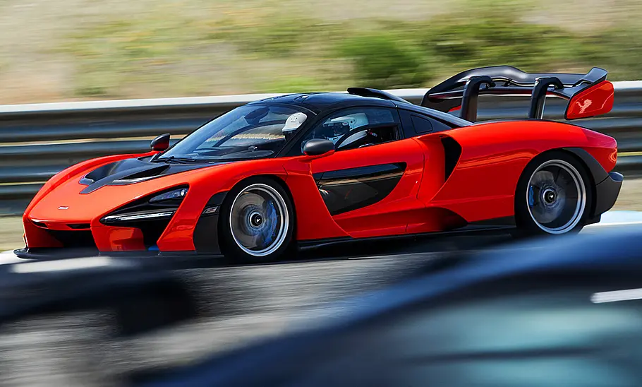 McLaren Senna (2018) McLaren Senna (2018)