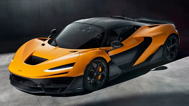 Der McLaren W1 (2024) stehend von schräg vorne fotografiert. - Foto: McLaren