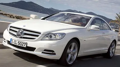 Der Mercedes CL 500 mit Biturbo-V8-Motor