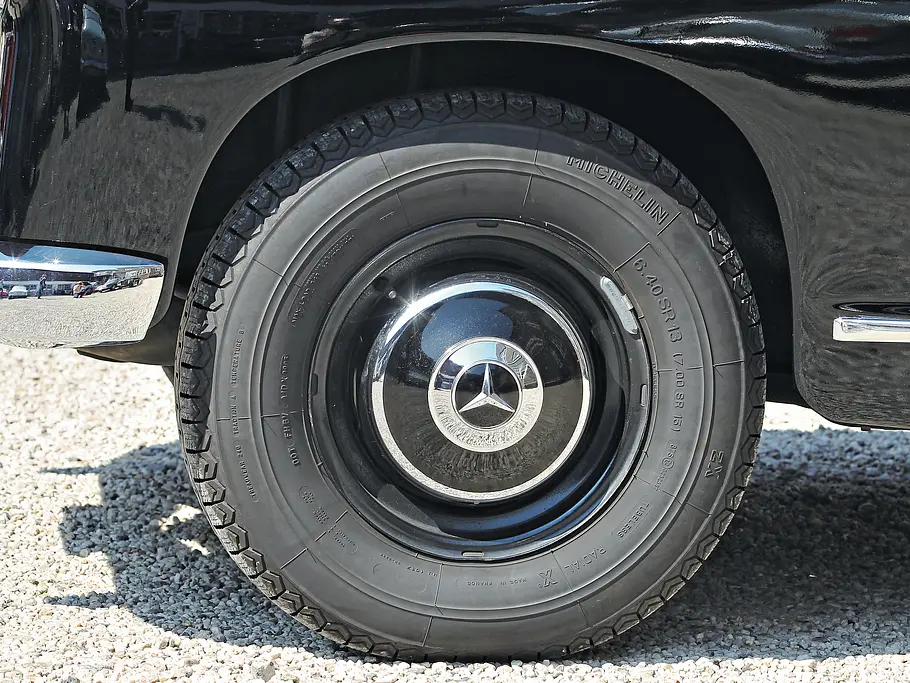 Mercedes 180 Bilder technische Daten Limousinen Vergleich Oldtimer Räder