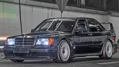 Mercedes 190 E 2.5-16 Evolution II - Foto: RM Sothebys