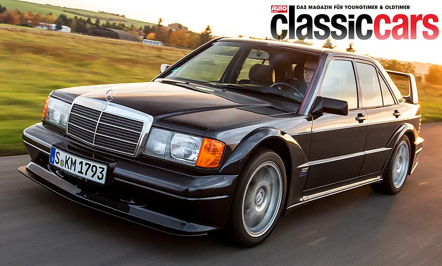 Mercedes 190 E 2.5-16 Evo II (W201) Der Mercedes 190 E 2.5-16 Evo II (W201) fahrend von schräg vorne