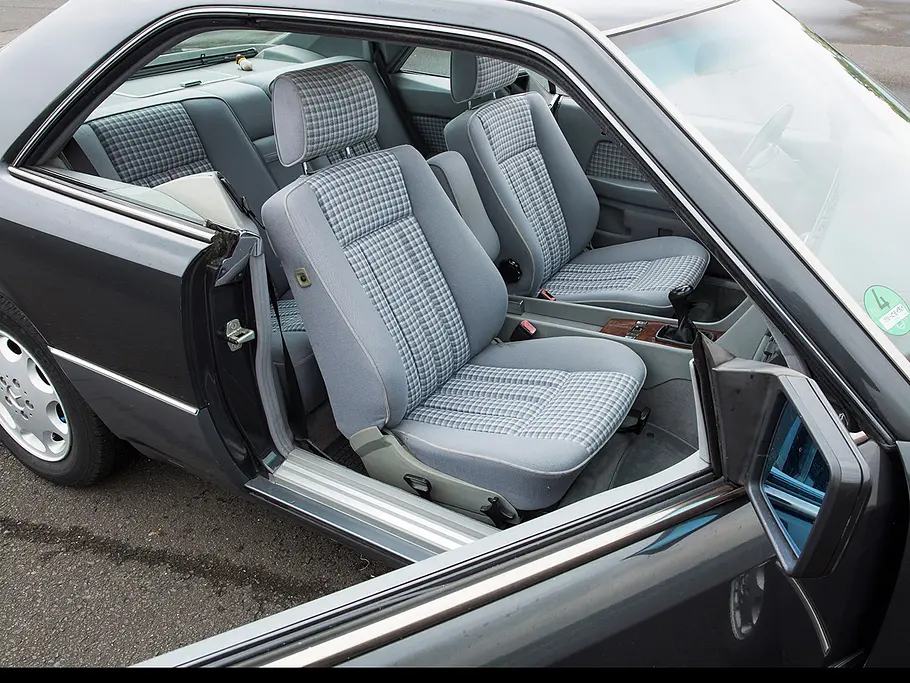 Mercedes 230 CE C124