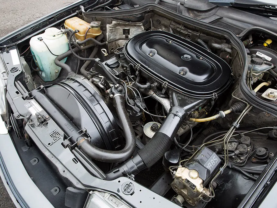 Mercedes 230 CE C124