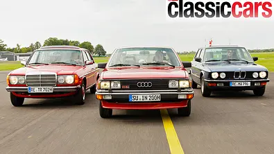 Mercedes 230 E/Audi 200 5E/BMW 525i fahrend von vorne fotografiert. - Foto: Stefan Bau