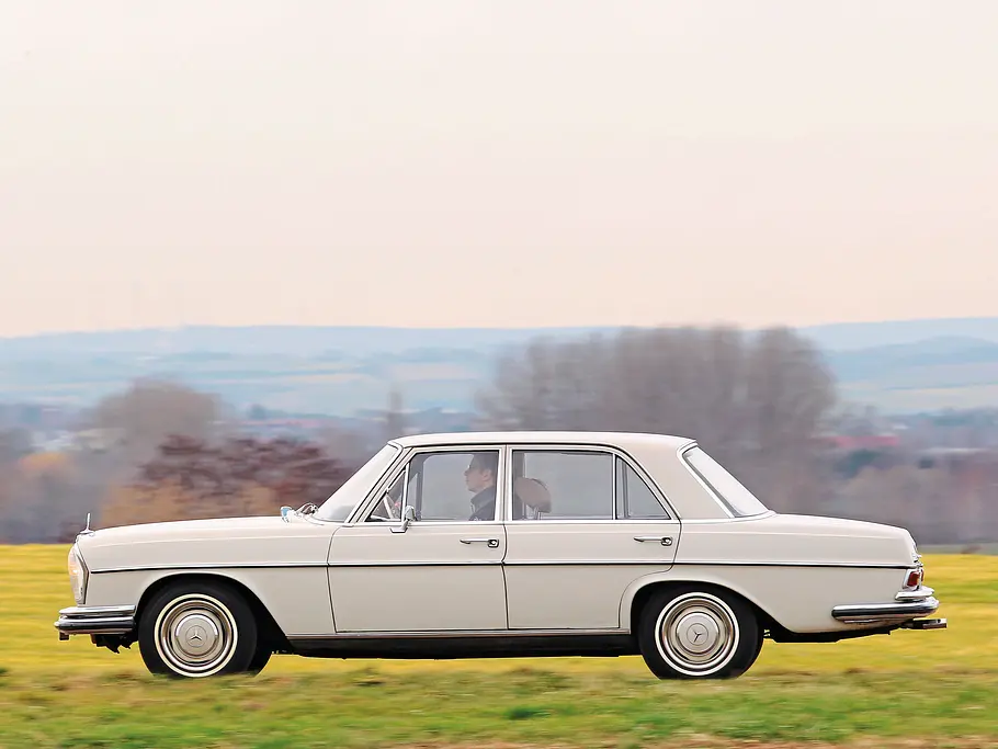 Fahrbericht: Mercedes 250 S Mercedes 250 S W108 Vergleich Bilder technische Daten