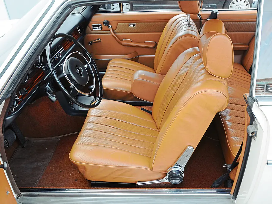 Mercedes 280 CE Vergleich Youngtimer Bilder technische Daten Sitze