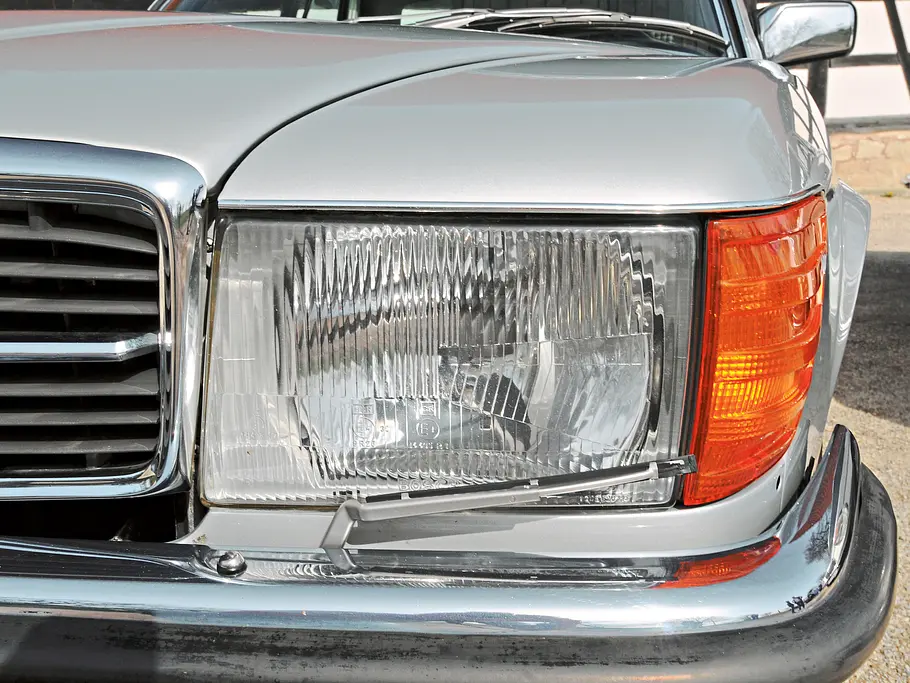 Mercedes 280 SLC Vergleich Youngtimer Bilder technische Daten Leuchten