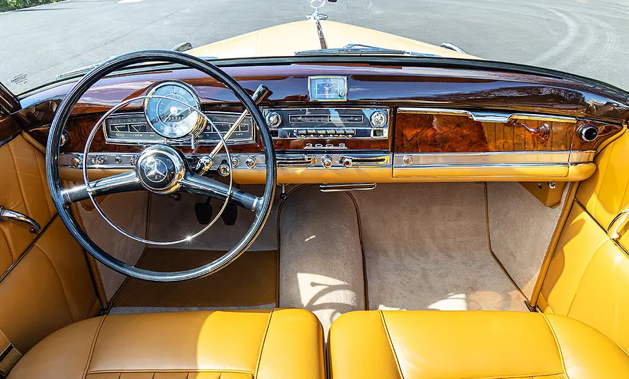 Mercedes 300 S