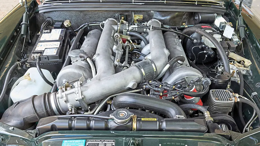 Der Motor des Mercedes 300 SEL 6.3. 