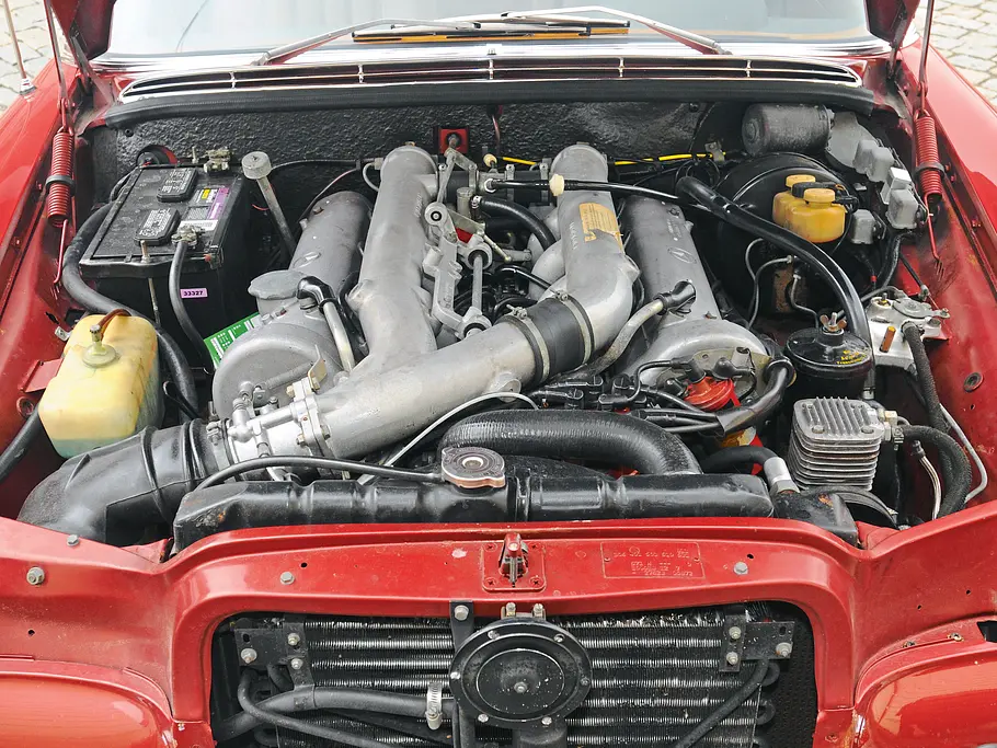Mercedes 300 SEL Vergleich Bilder technische Daten Motor