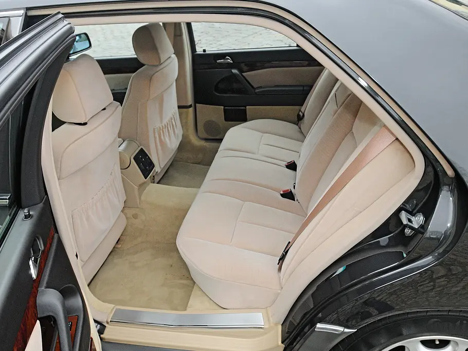 Mercedes 600 SEL Vergleich Bilder technische Daten Fond