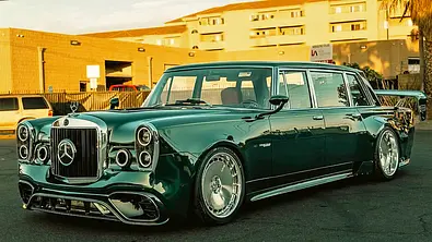 Der Final Boss 600 X S 63s stehend von schräg vorne. - Foto: S Klub LA