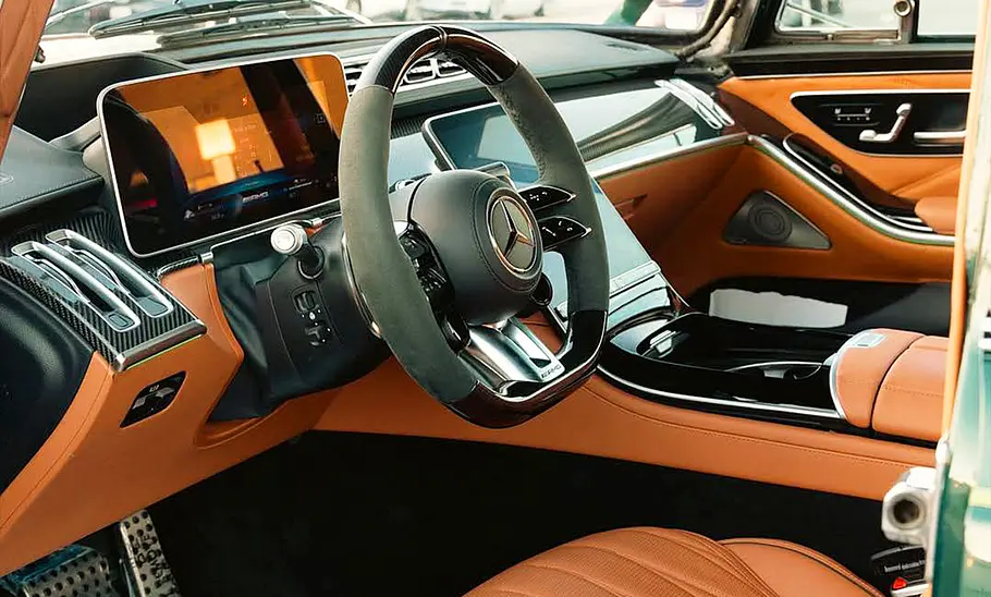 Das Cockpit des Final Boss 600 X S 63s