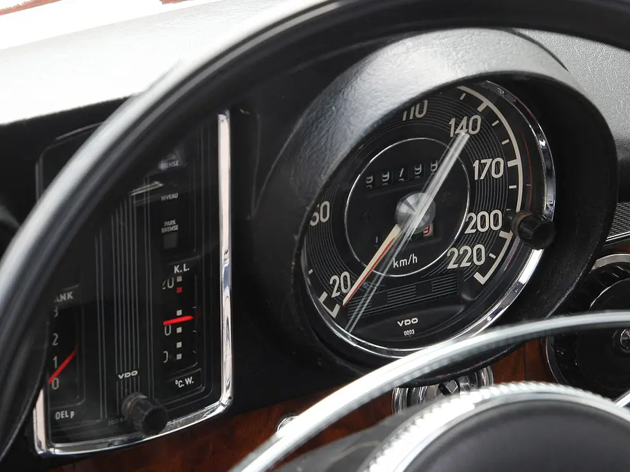 Mercedes 600 (W100) mercedes600w10013