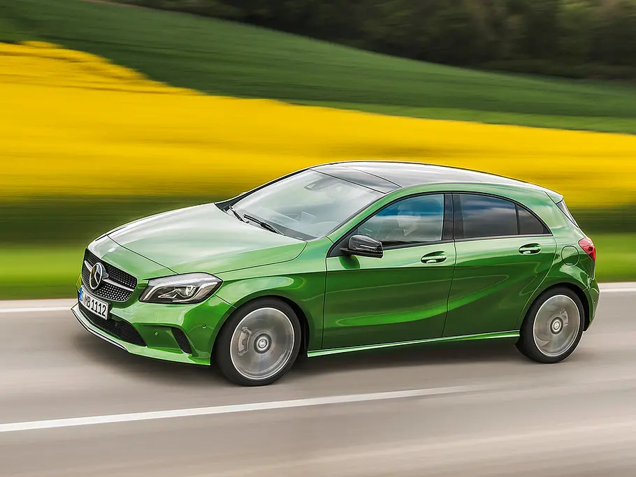 Mercedes A 220 CDI mercedes a 220d 2015 facelift vorstellung premiere 02