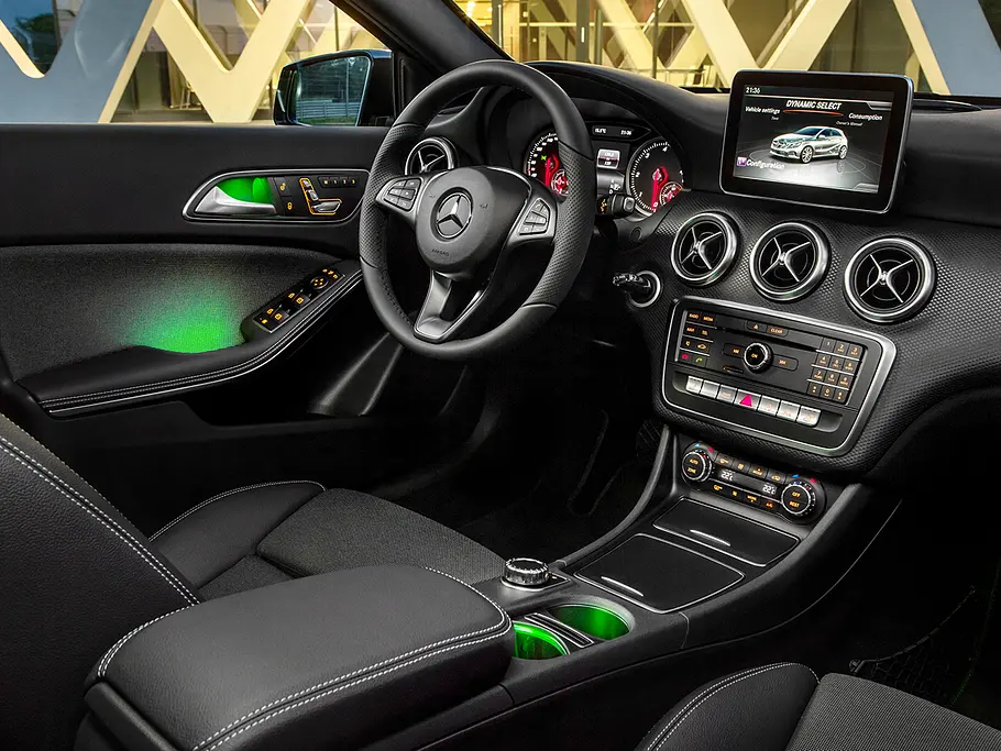 Mercedes A 220 CDI mercedes a 220d 2015 facelift vorstellung premiere 02