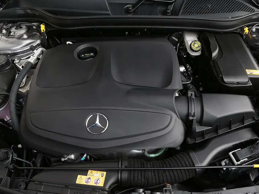 Mercedes A-Klasse Facelift 2015 A 180