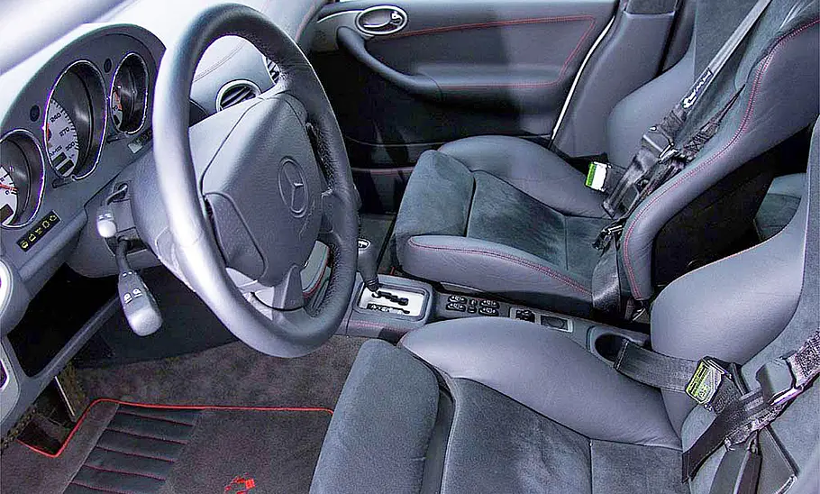 Der Innenraum des Mercedes A 32 K.