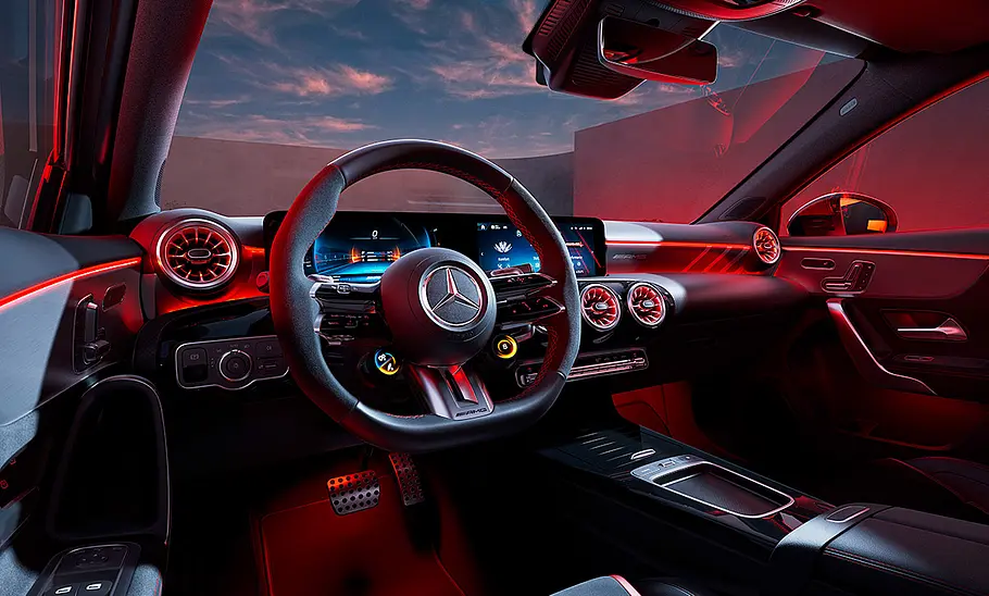 Mercedes-AMG A 45 Facelift (2022) Mercedes-AMG A 45 Facelift (2022)