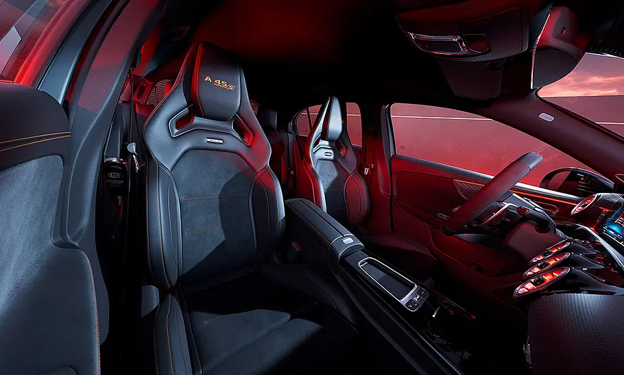 Mercedes-AMG A 45 Facelift (2022) Mercedes-AMG A 45 Facelift (2022)