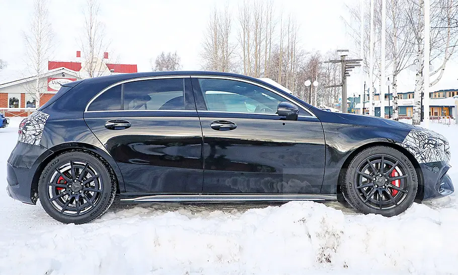 Mercedes-AMG A 45 Facelift (2022) Mercedes-AMG A 45 Facelift (2022)