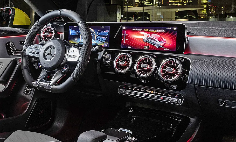 Mercedes-AMG CLA 35 (2019) Mercedes-AMG CLA 35 (2019)