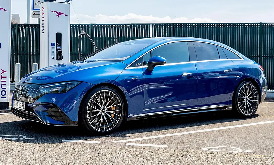 Mercedes-AMG EQE 53 (2022)
