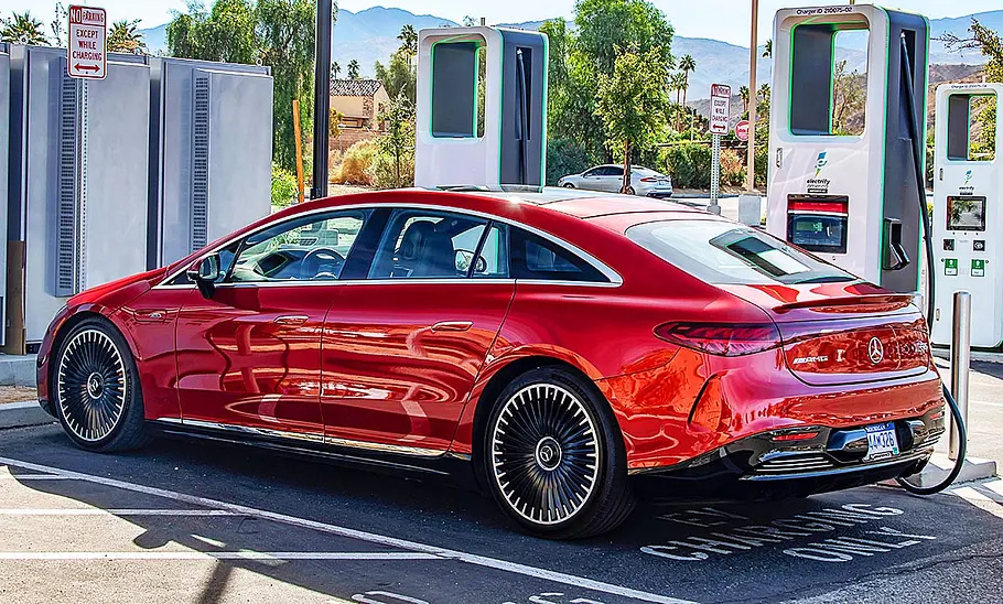 Mercedes-AMG EQS 53 (2022)