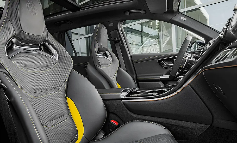 Mercedes-AMG GLC 63 (2023) Mercedes-AMG GLC 63 (2023)