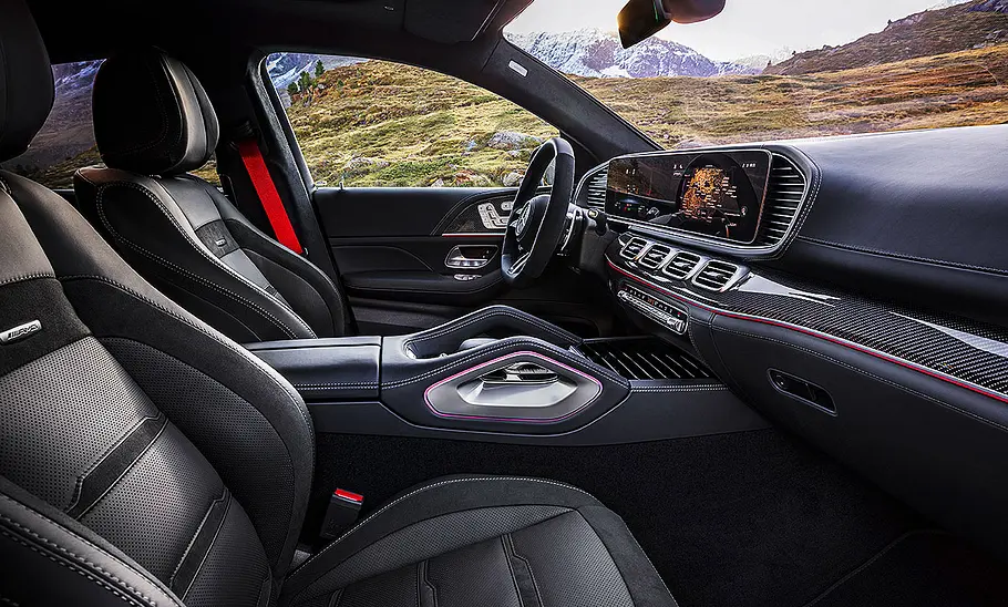 Mercedes-AMG GLE 53 (2024); Innenraum; Interieur; Innenansicht; Cockpit; Lenkrad; Armaturen; Sitze