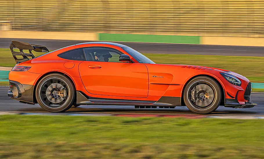 Mercedes-AMG GT Black Series (2020) Mercedes-AMG GT Black Series (2020)