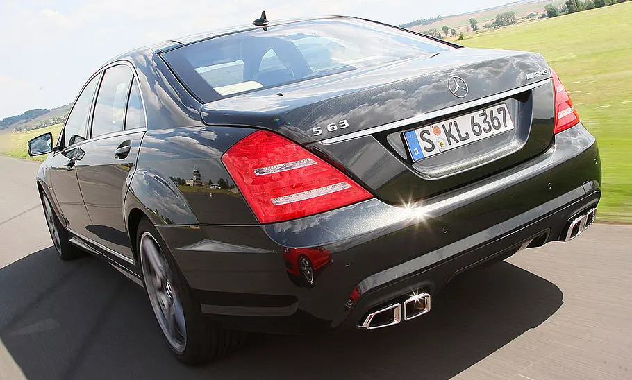 Mercedes S 63 AMG (2010)