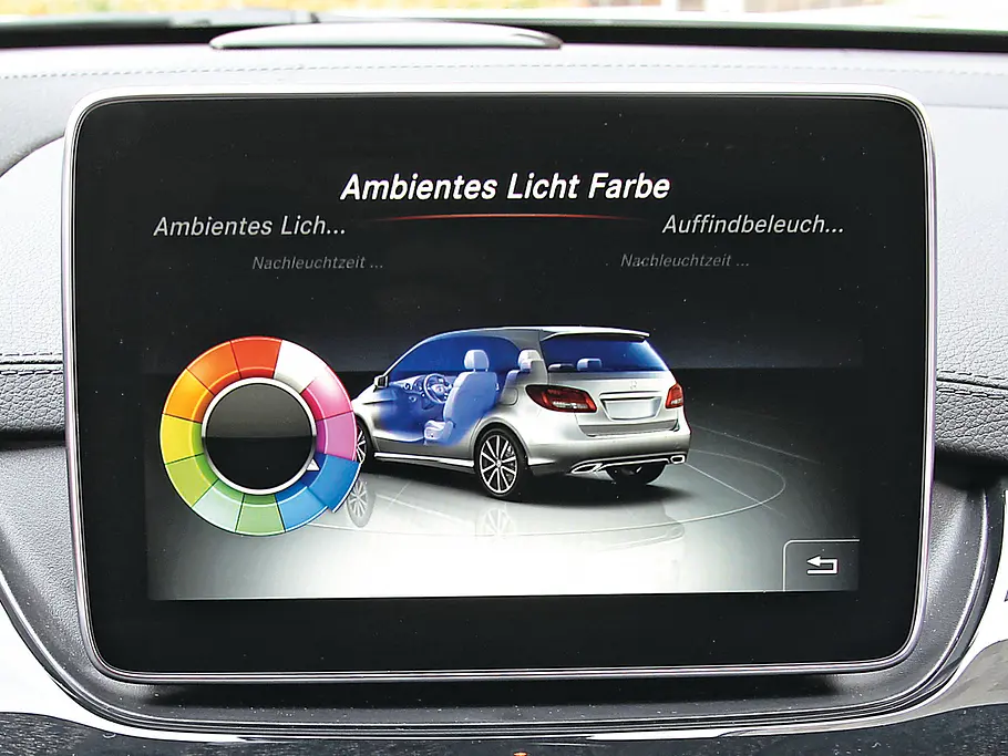 Mercedes B 200 CDI 4Matic 2014 Facelift Test Fahrbericht Display Monitor Ambiente-Licht