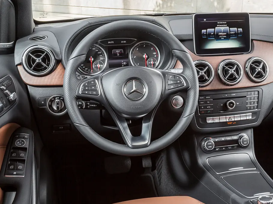 Mercedes B Klasse 2014 Facelift Preis Bilder Motoren Kompakt Van Neuheit 0002