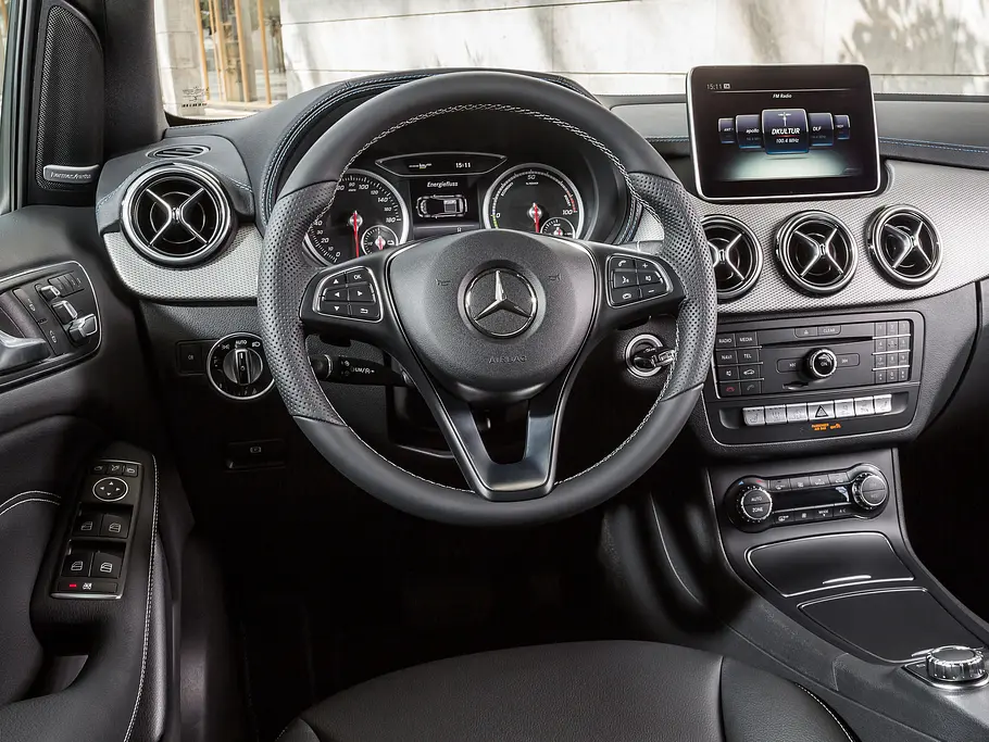 Mercedes B Klasse 2014 Facelift Preis Bilder Ausstattung Motoren Kompakt Van Neuheit 0002