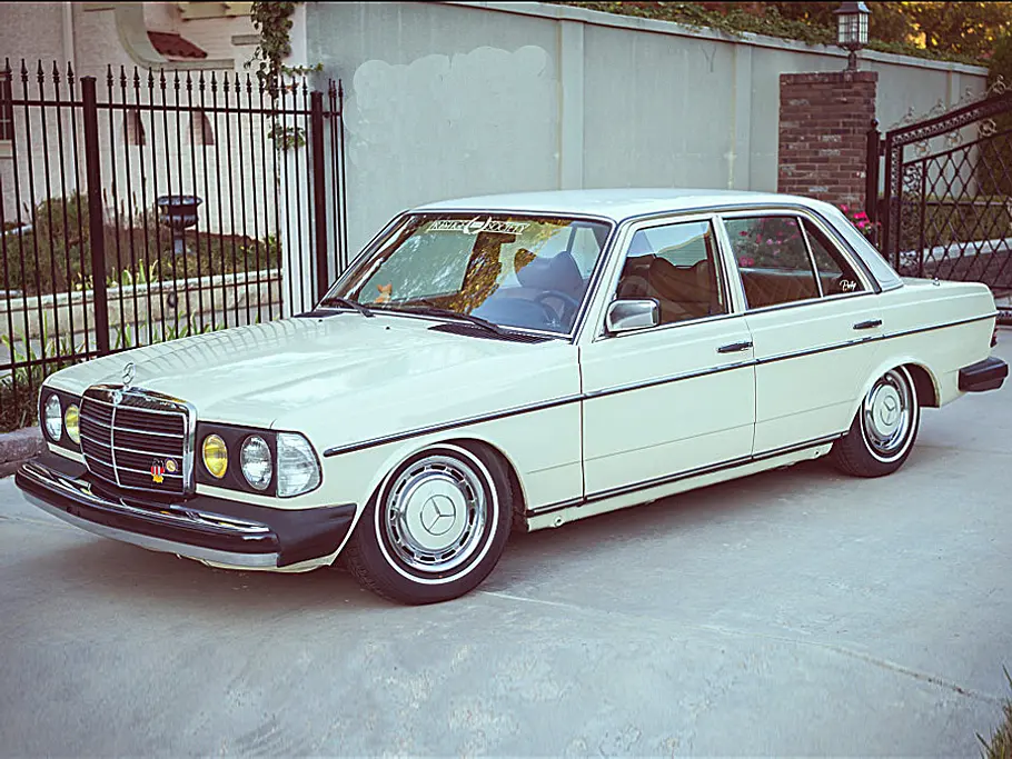 Alter Benz macht auf Lässig Alter Benz macht auf Lässig