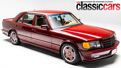 Mercedes-Benz 500 SEL 6.0 AMG Red Baron statisch von schräg vorne fotografiert.  - Foto: RM Sothebys