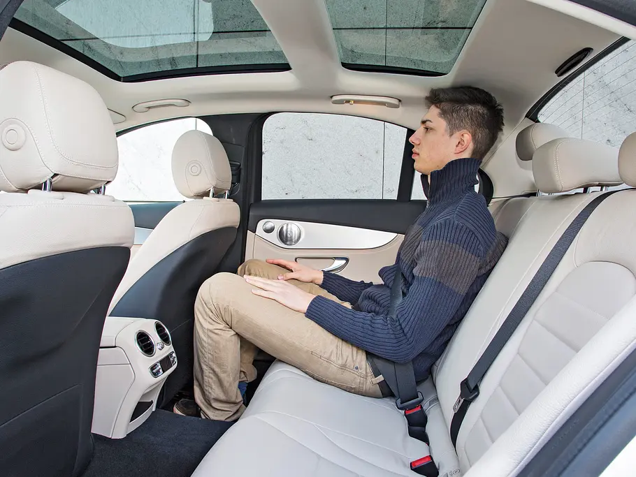 Mercedes C 180 Vergleich Bilder technische Daten Limousine