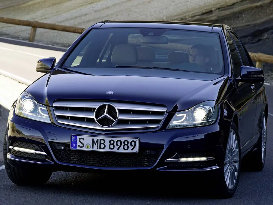 Facelift für Mercedes C-Klasse Mercedes C-Klasse Facelift ab März 2011