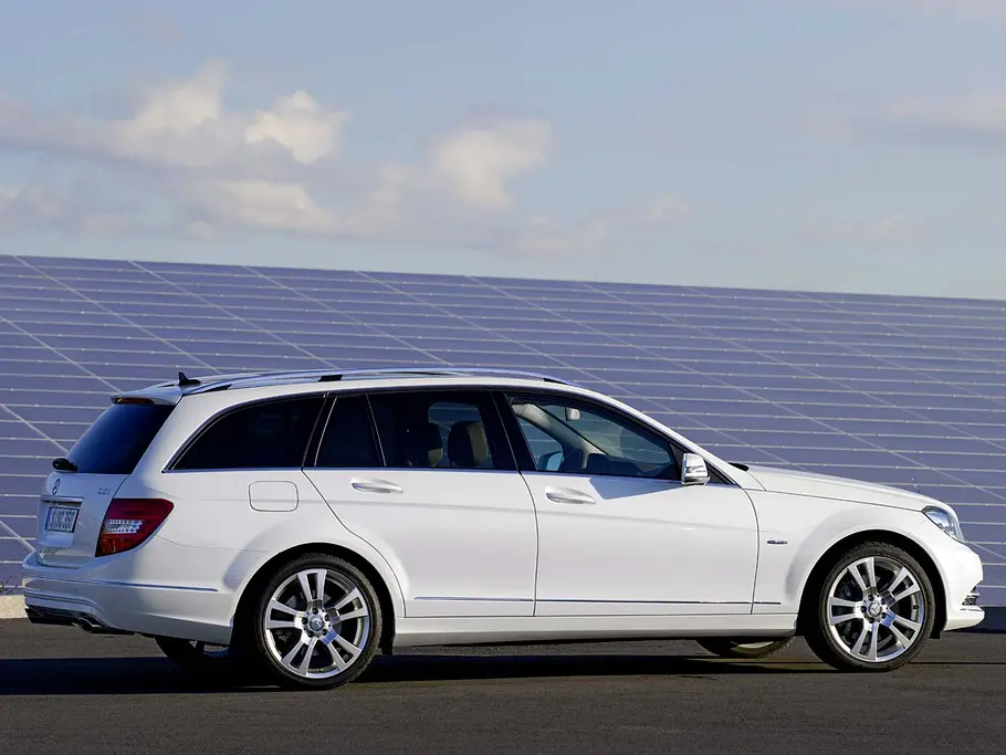 Facelift für Mercedes C-Klasse Mercedes C-Klasse Facelift ab März 2011