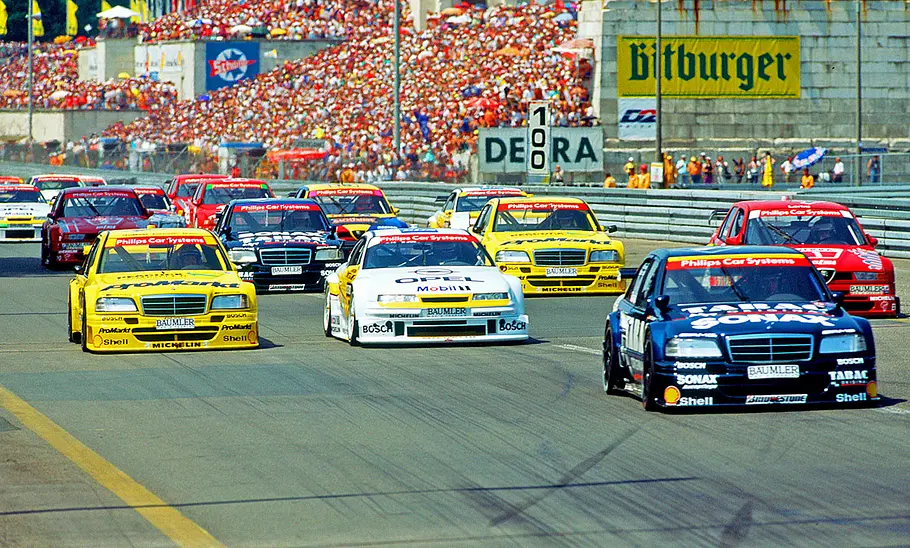 Rennstart bei der DTM 1994.