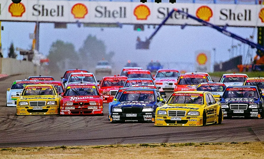Mercedes C-Klasse (W202) DTM 1994 Rennstart bei der DTM 1994.