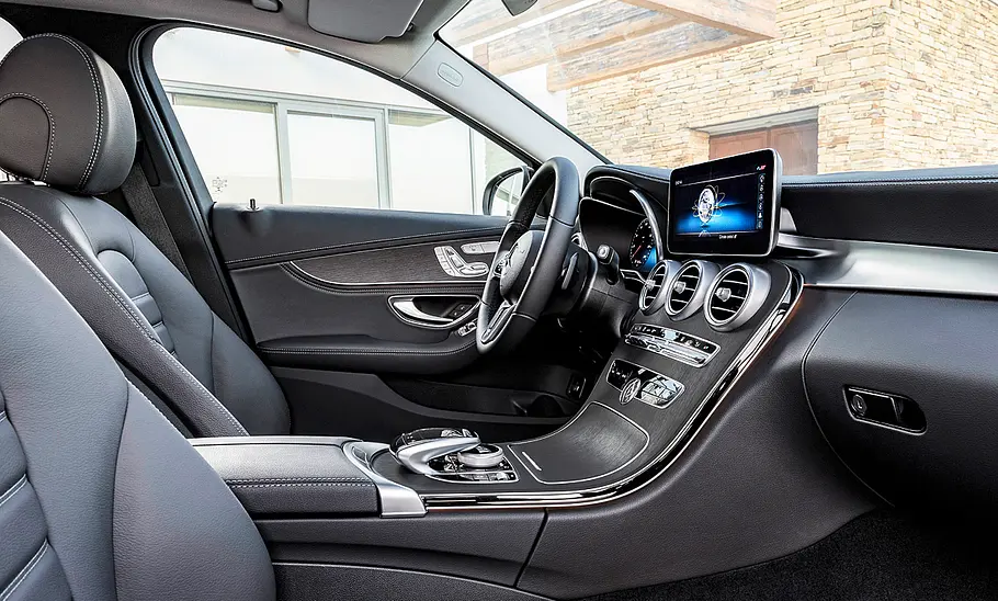 Mercedes C-Klasse T-Modell (2018) Mercedes C-Klasse T-Modell (2021)