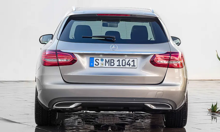 Mercedes C-Klasse T-Modell (2018) Mercedes C-Klasse T-Modell (2021)