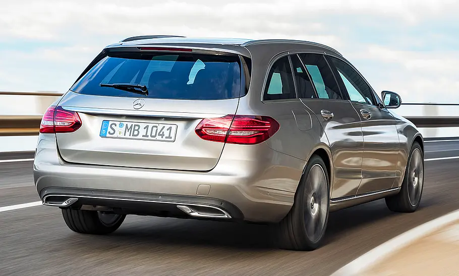 Mercedes C-Klasse T-Modell (2018) Mercedes C-Klasse T-Modell (2021)