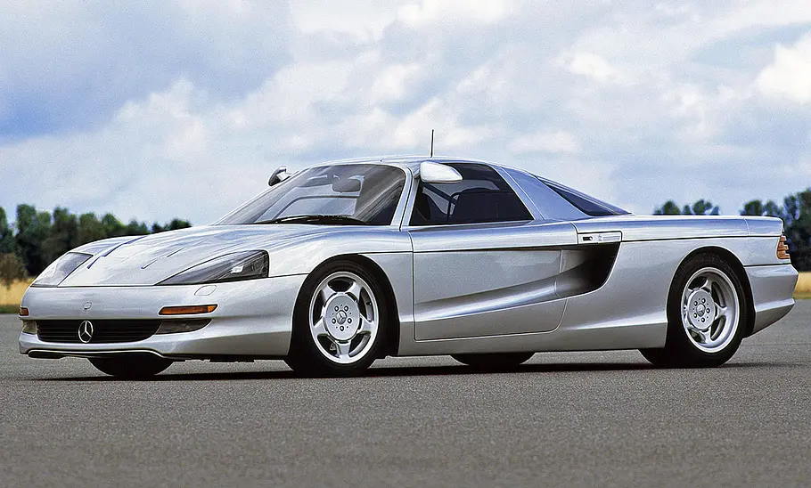 Mercedes C112 Der Mercedes C112 stehend seitlich.