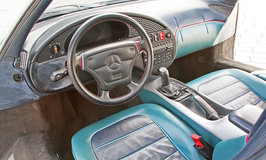 Mercedes C112 Das Cockpit des Mercedes C112.